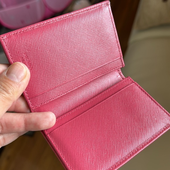 Authentic Safiano leather Prada. - Picture 2 of 16